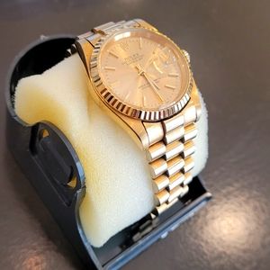 Rolex Datejust gold